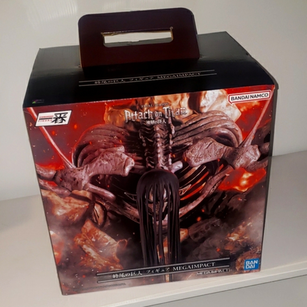 Ichiban Kuji- Eren RUMBLING DOOMSDAY TITAN FIGURE - ATTACK ON TITAN